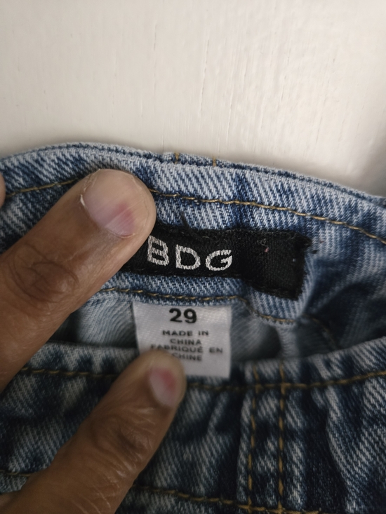 BDG Denim - BDG Light Wash Denim Jeans in Blue